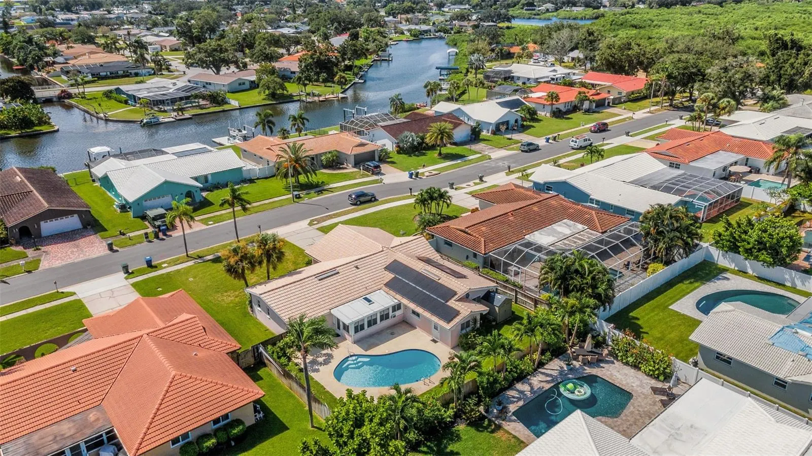 2168 WATERSIDE DR