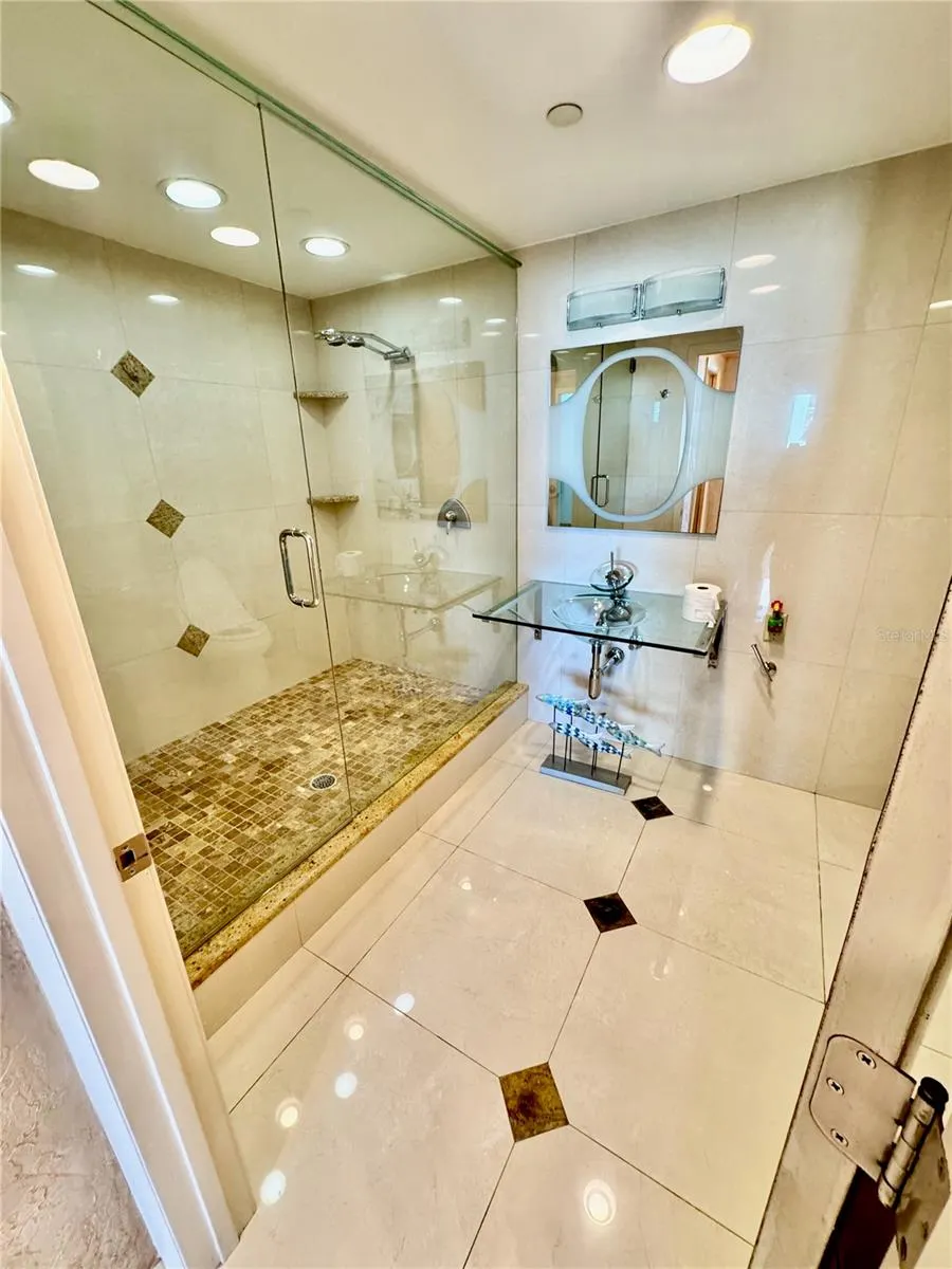 1520 GULF BLVD #602, #602