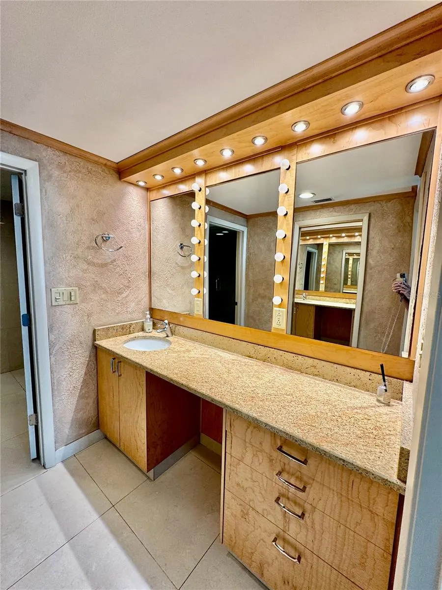 1520 GULF BLVD #602, #602