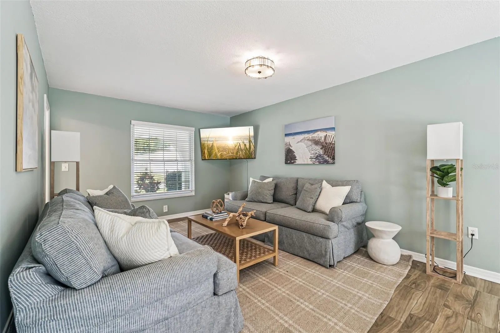 5201 15TH AVE W