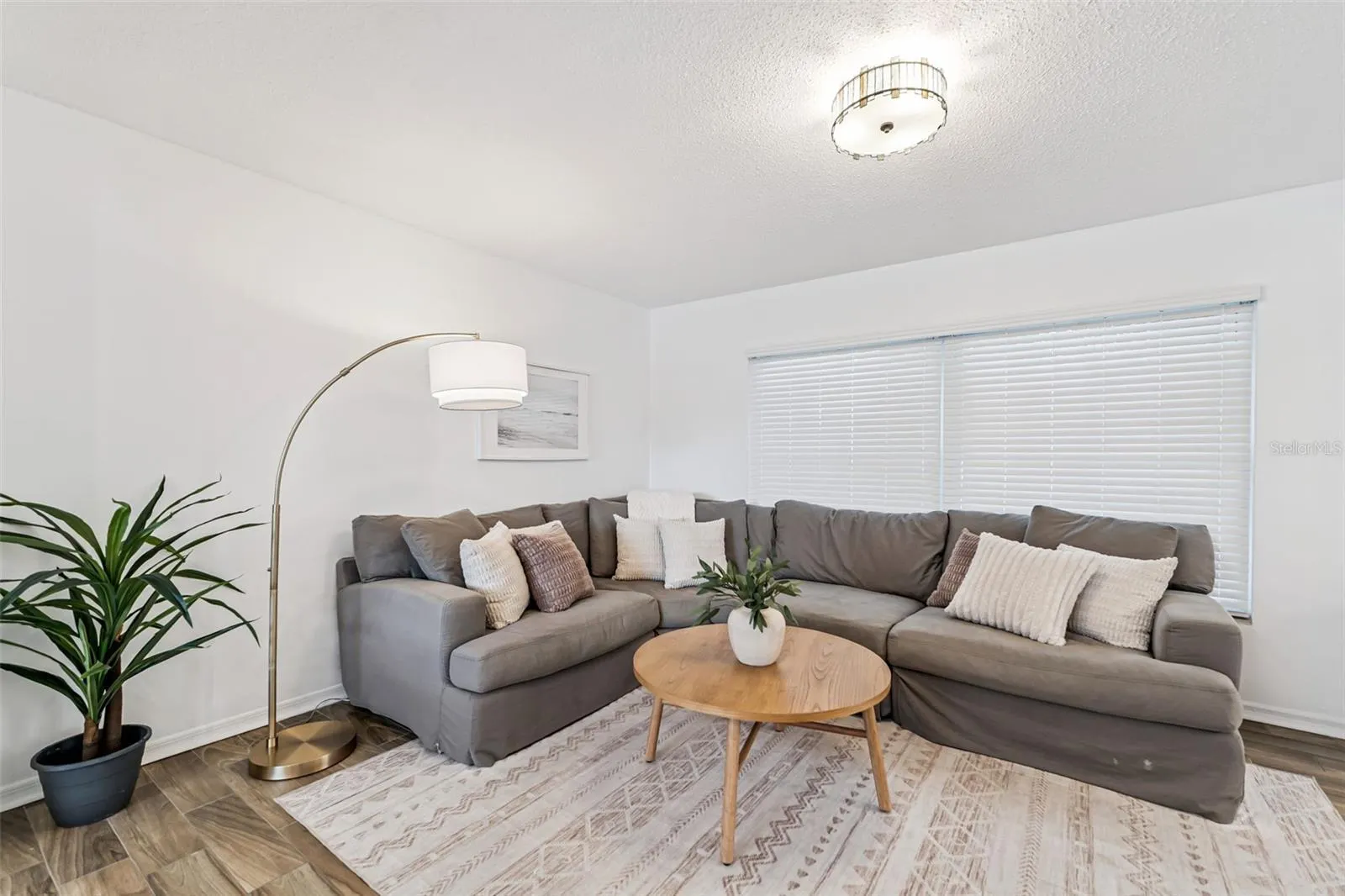 5201 15TH AVE W