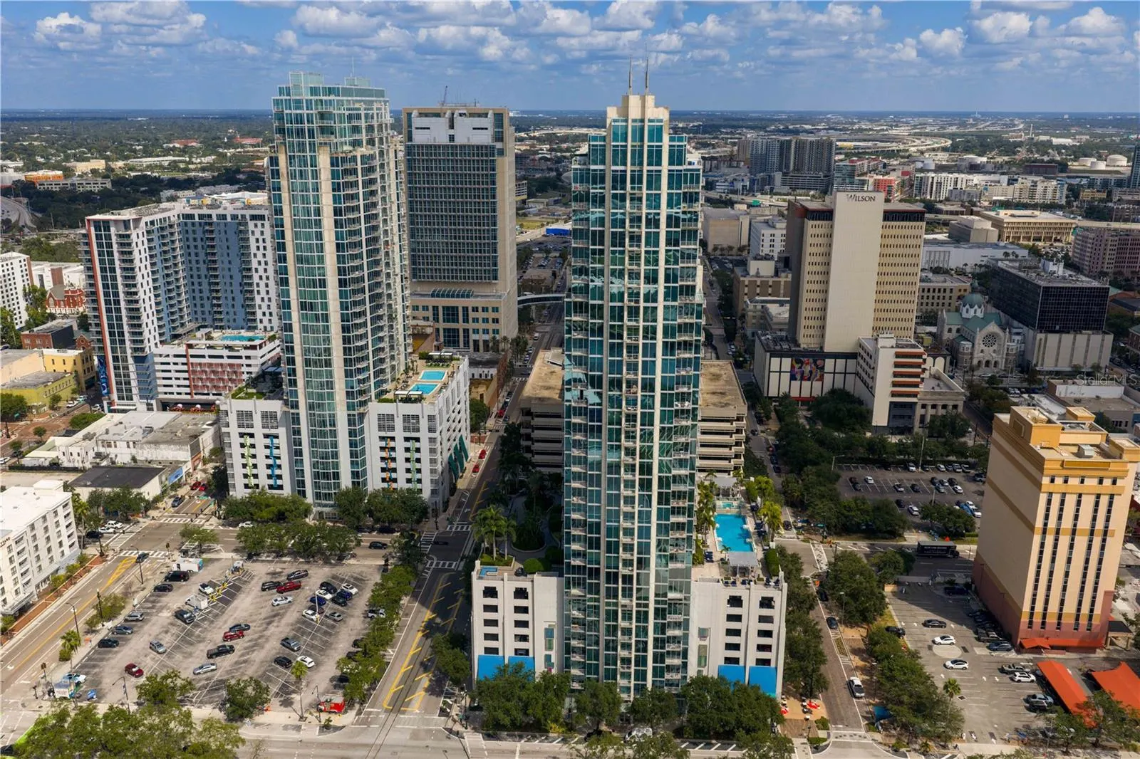 777 N ASHLEY DR #402, #402