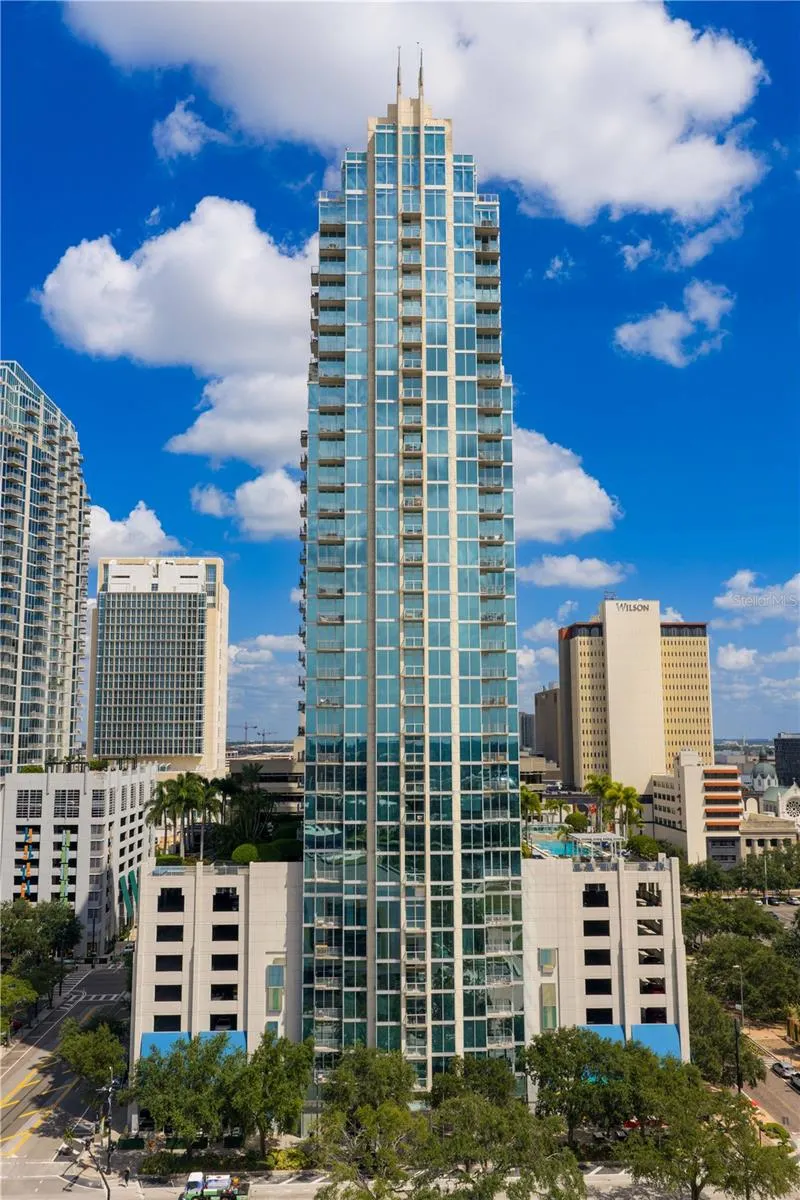 777 N ASHLEY DR #402, #402