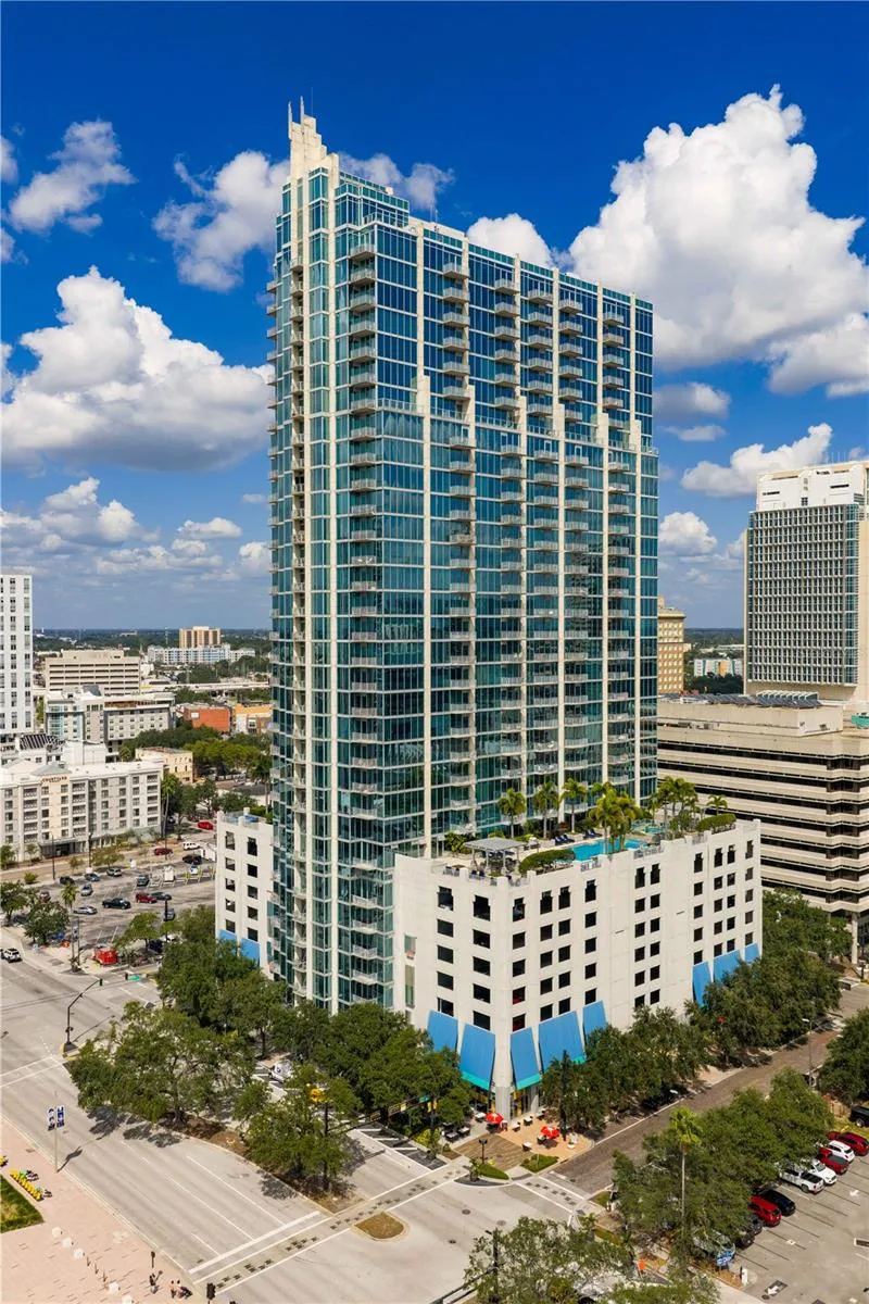777 N ASHLEY DR #402, #402