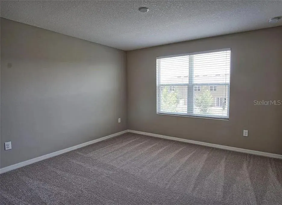 7026 WOODCHASE GLEN DR
