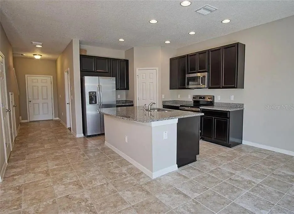 7026 WOODCHASE GLEN DR