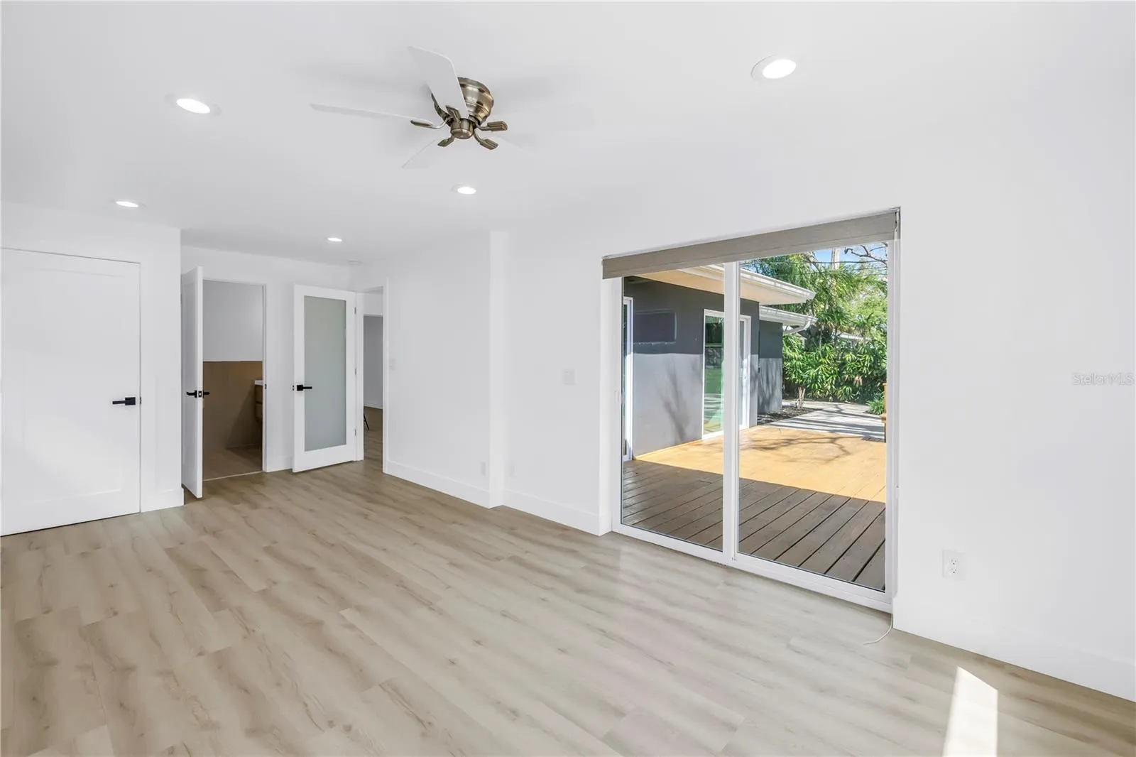 412 MIRA VISTA DR