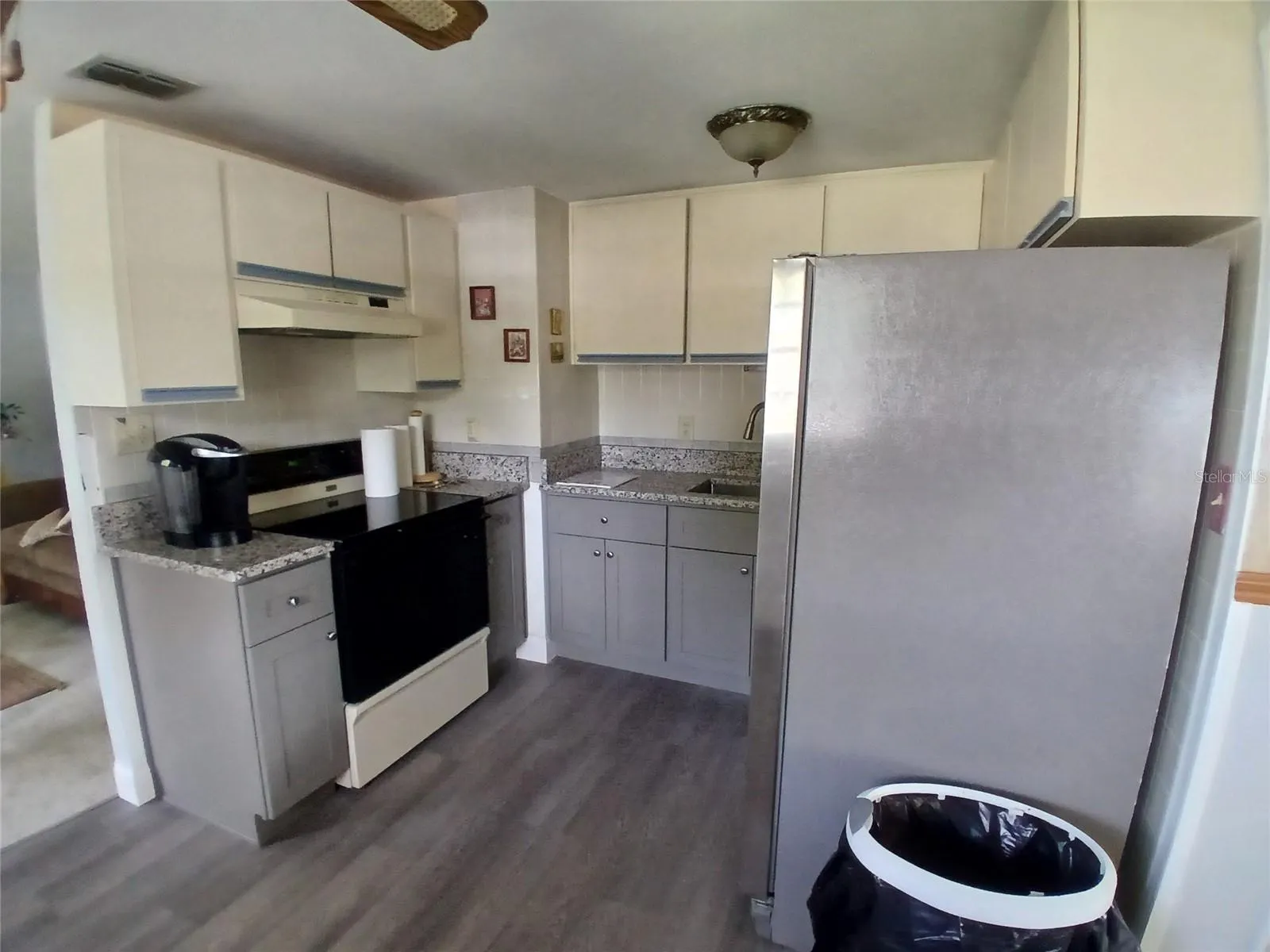4522 W HENRY AVE