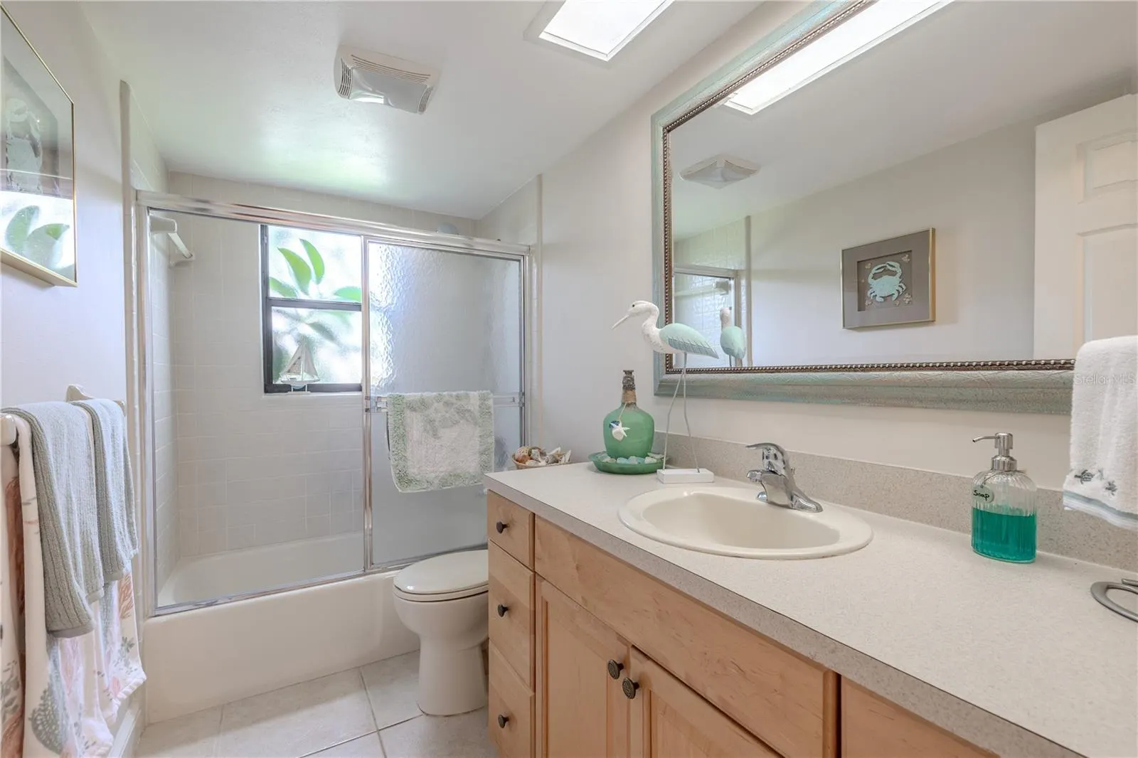 44 CYPRESS DR