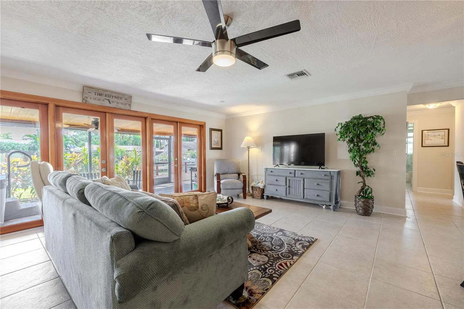 44 CYPRESS DR