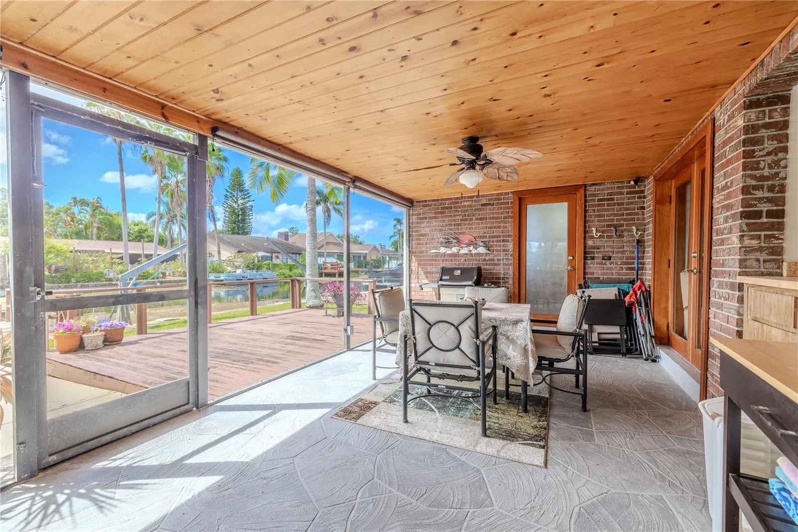 44 CYPRESS DR