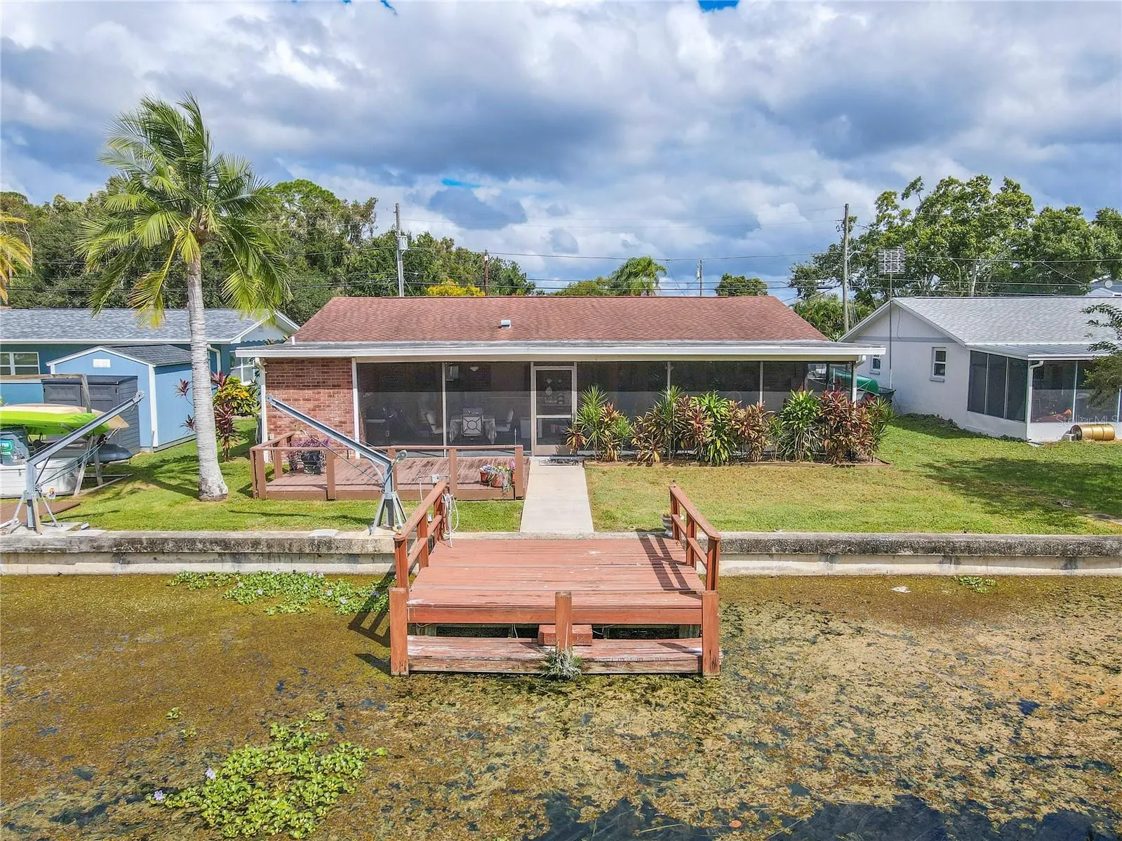 44 CYPRESS DR