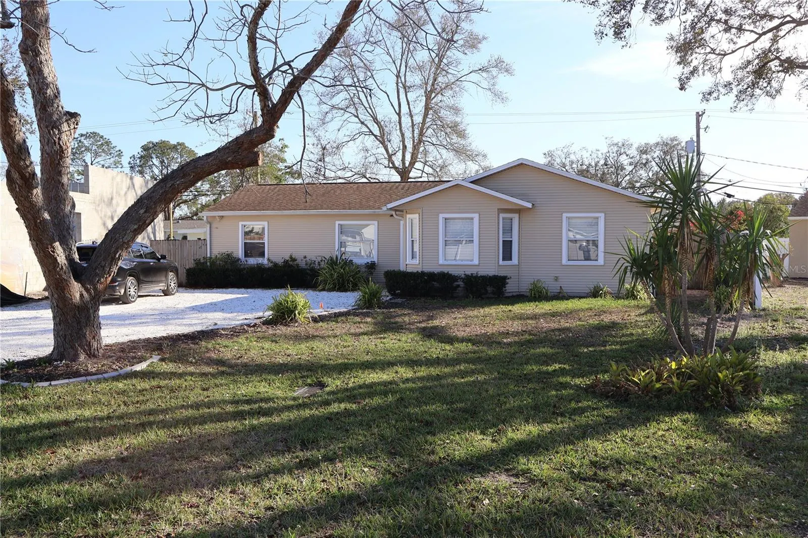 4732 W LAWN AVE