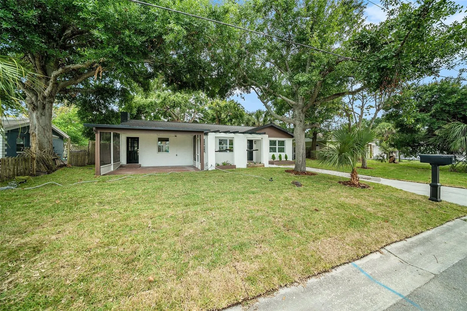 3812 W ROGERS AVE