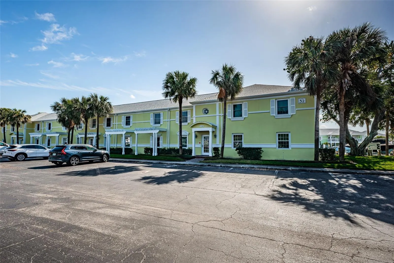 5196 BEACH DR SE #B, #B