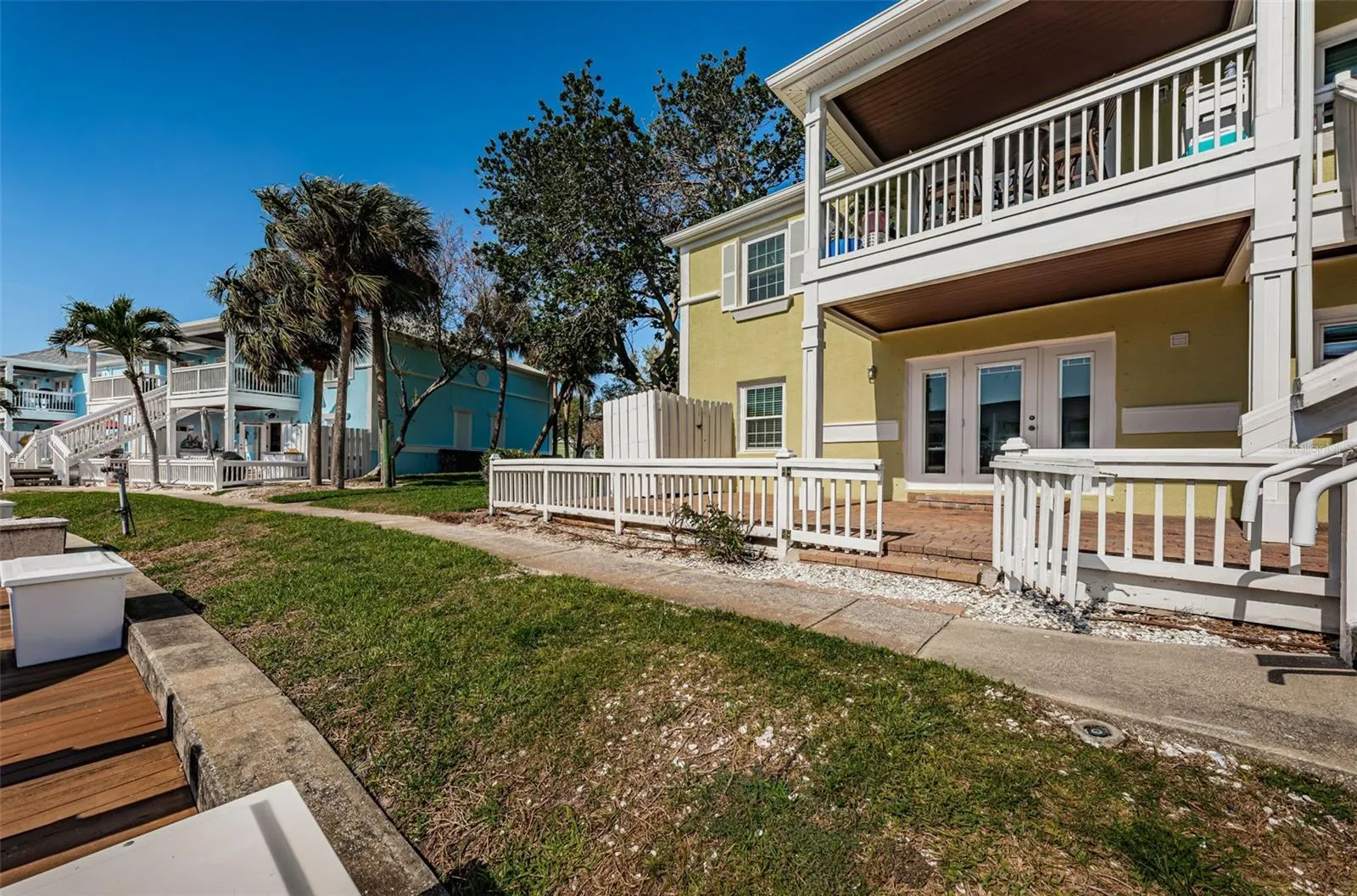 5196 BEACH DR SE #B, #B
