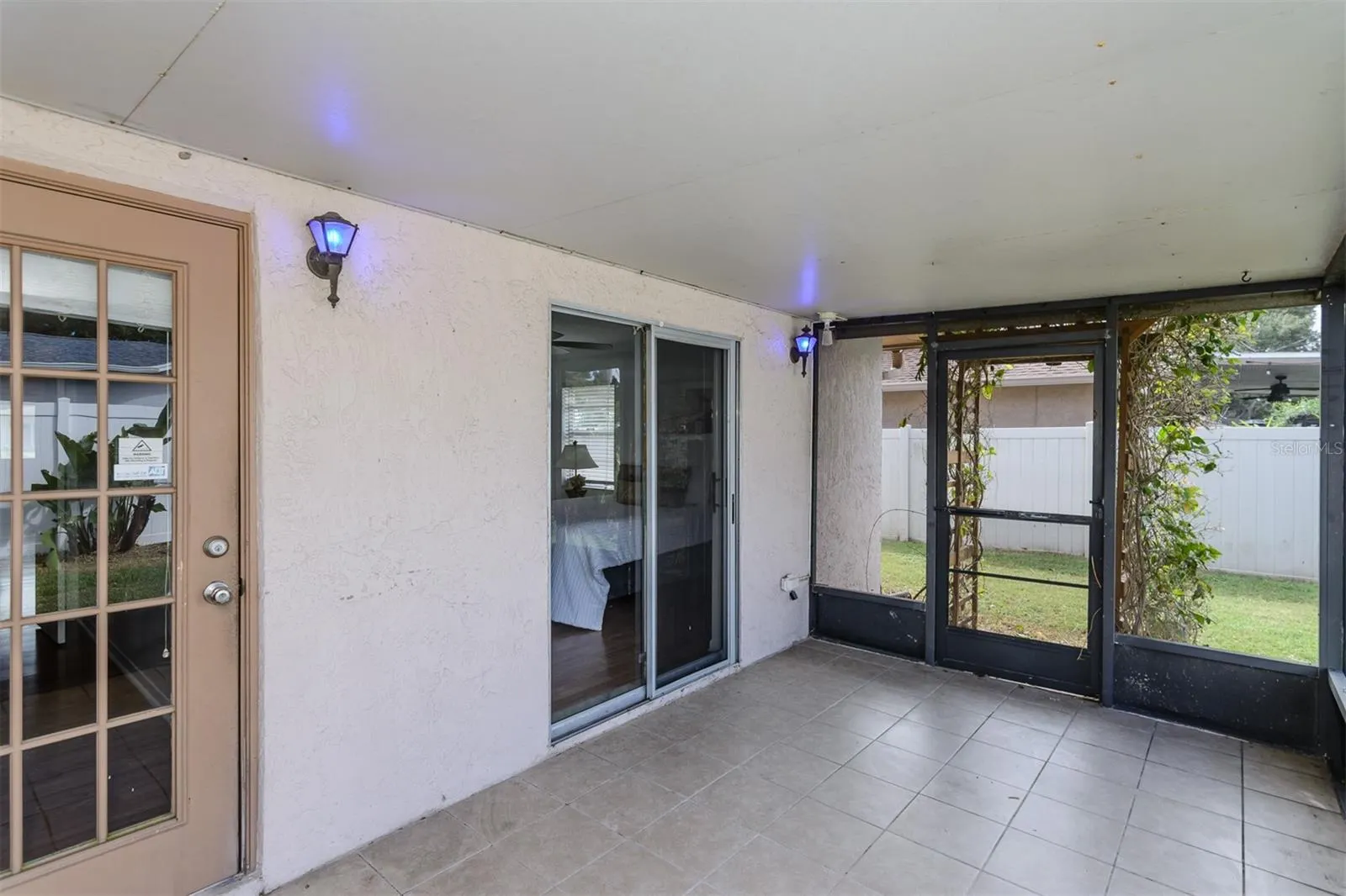 1724 W LAGOON CIR