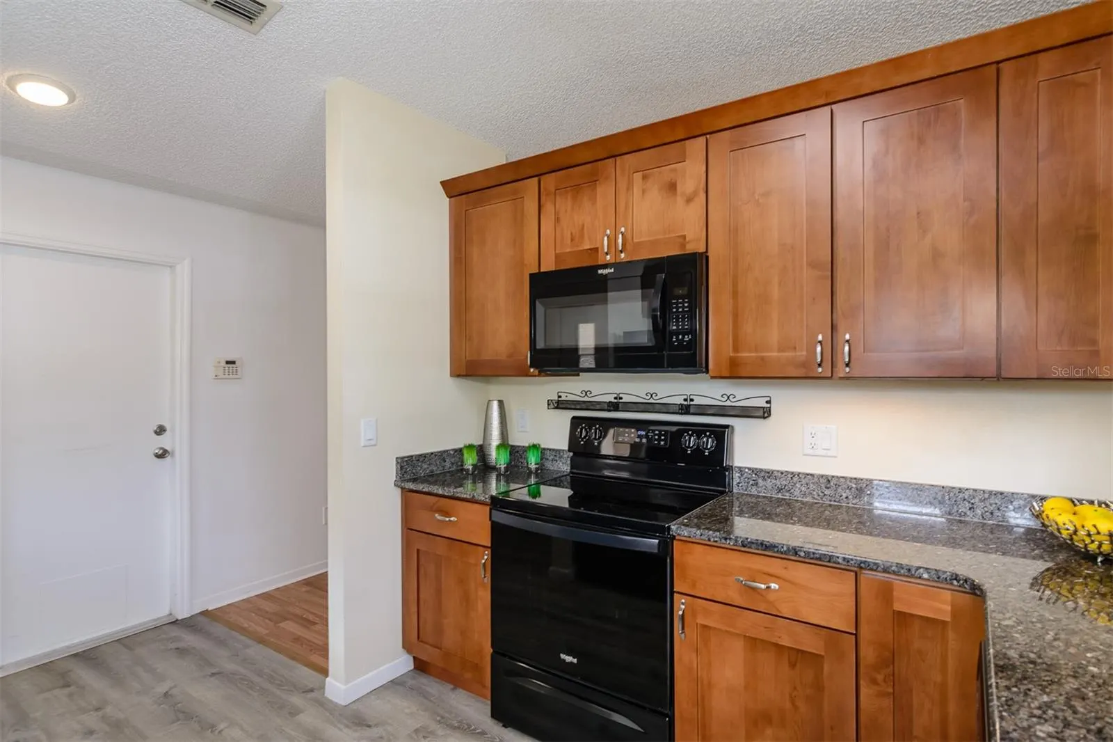 1724 W LAGOON CIR