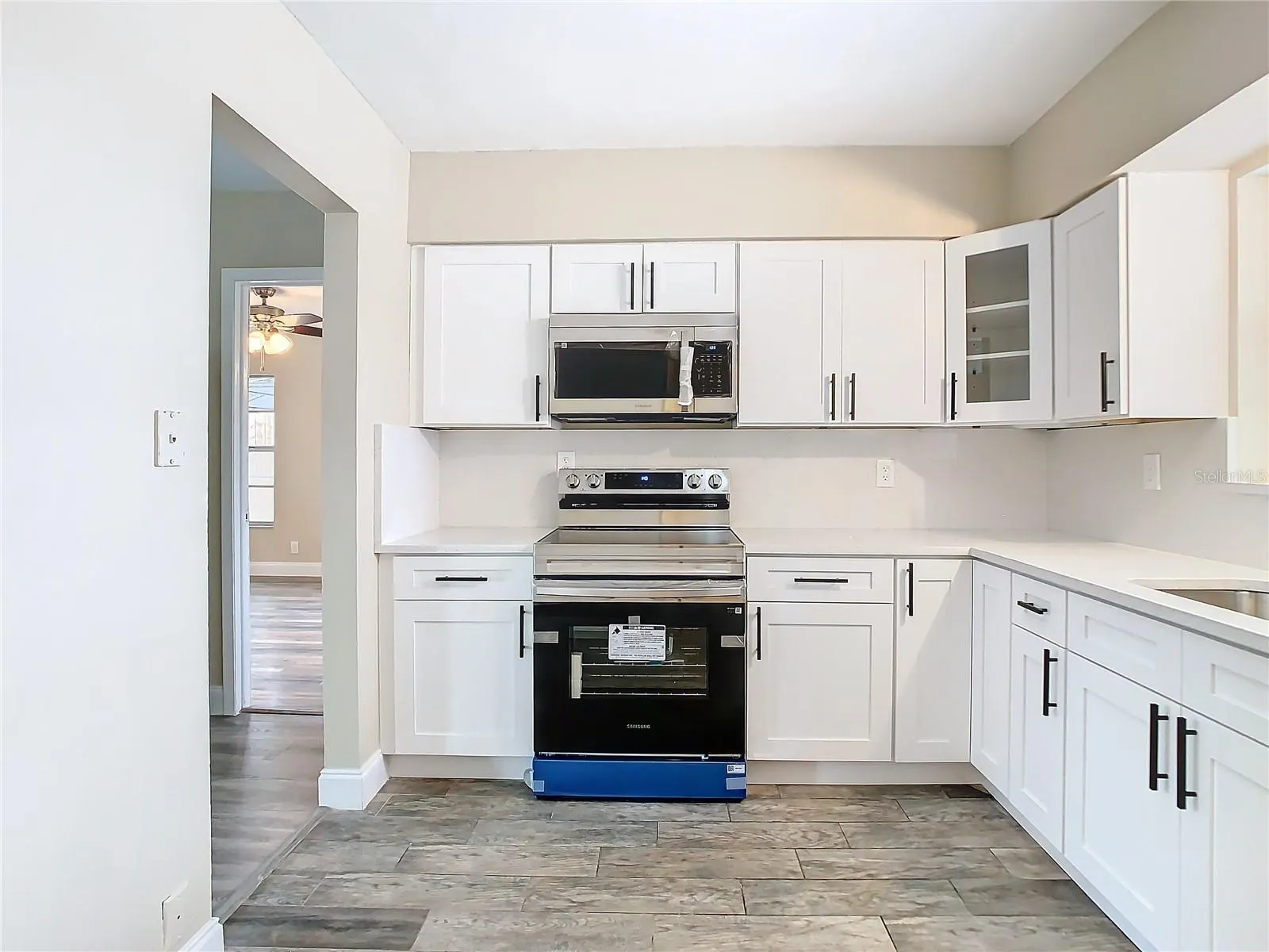 1612 FOX RUN DR