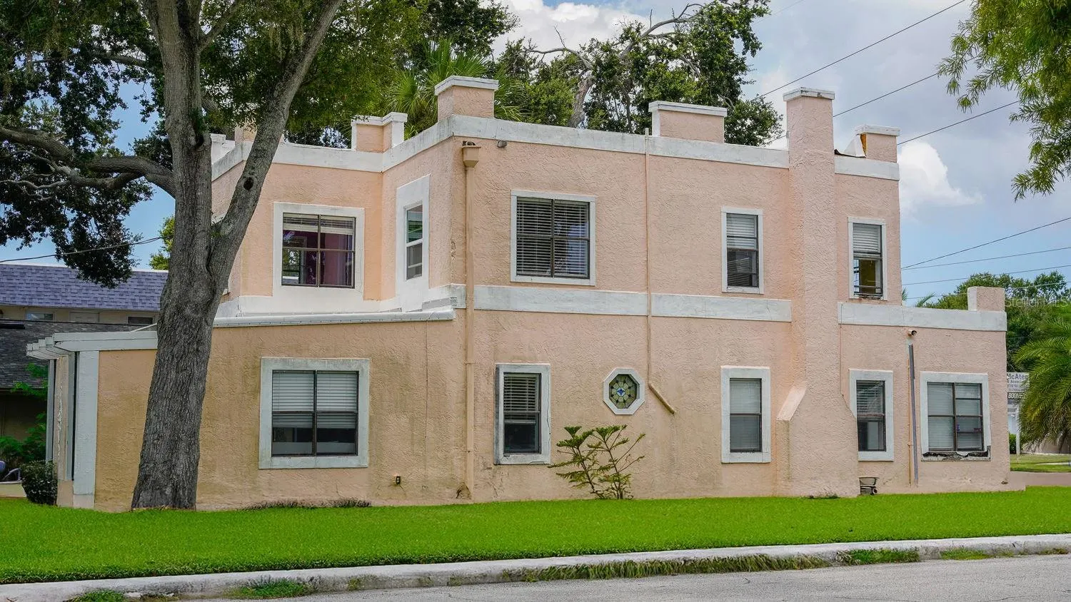 5400 CENTRAL AVE