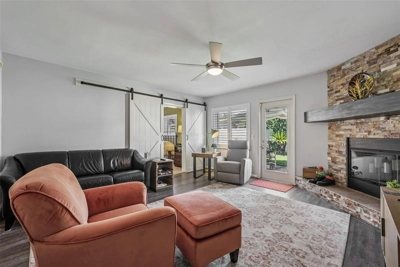 1586 ROSERY RD NE
