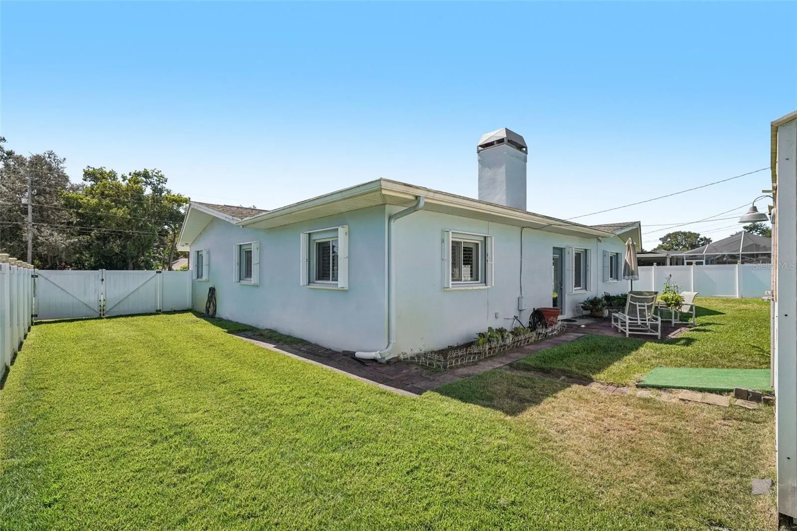 1586 ROSERY RD NE