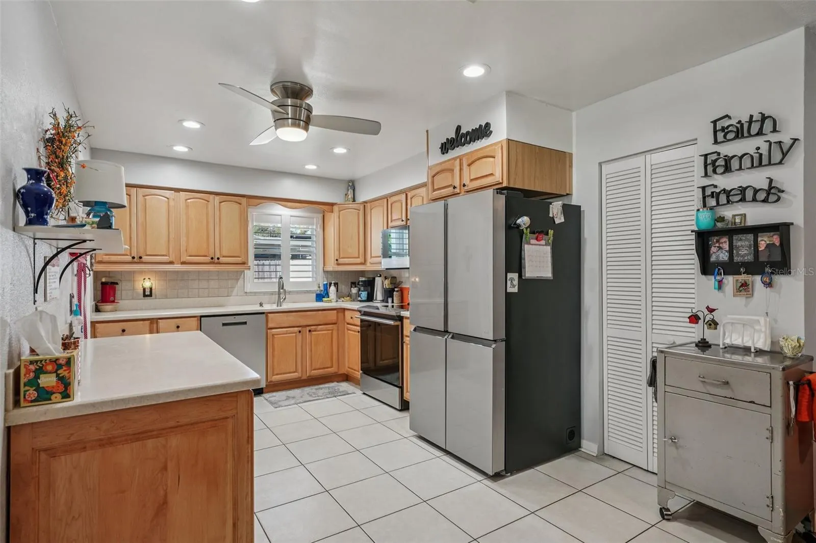 1586 ROSERY RD NE