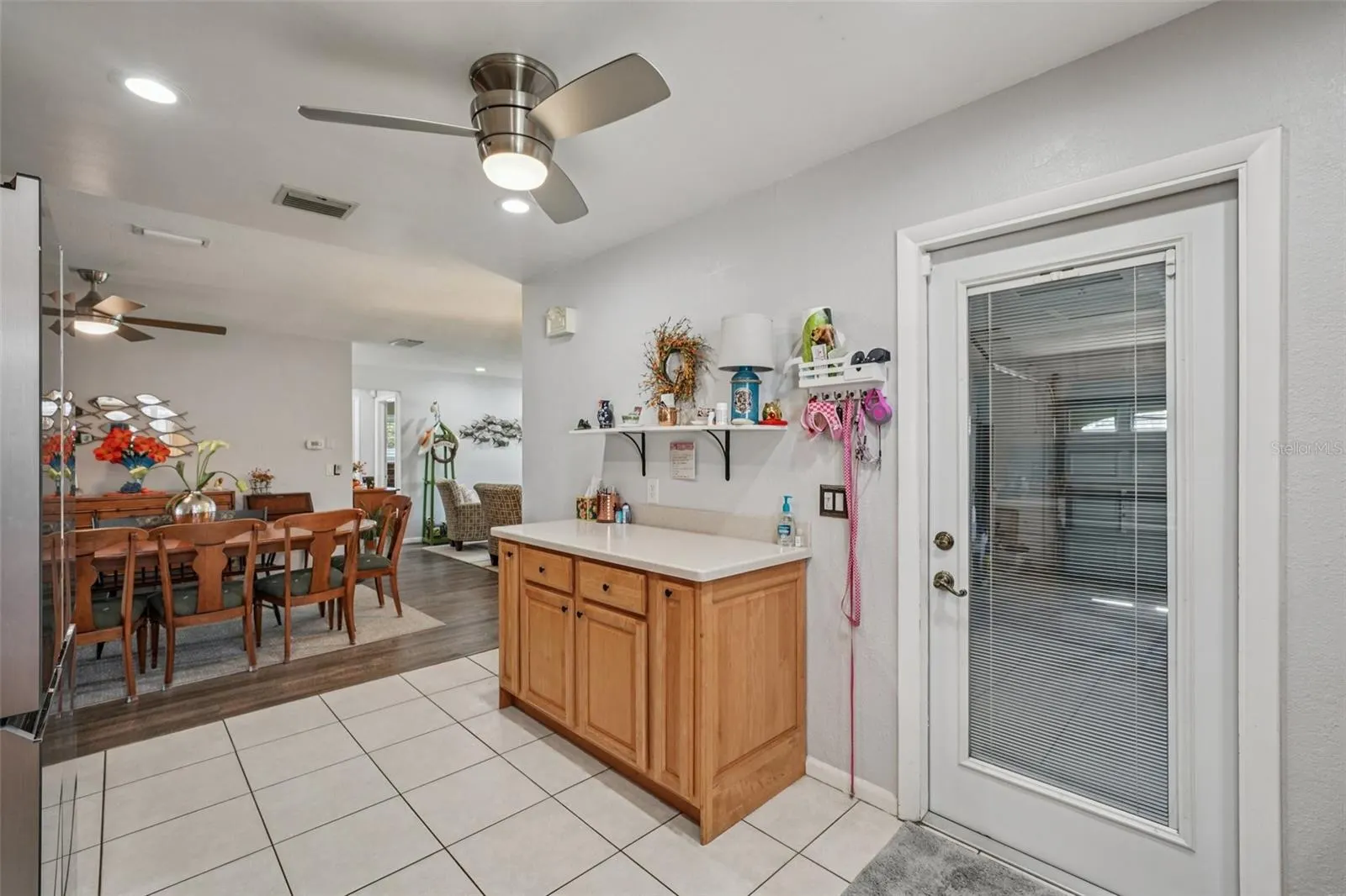 1586 ROSERY RD NE