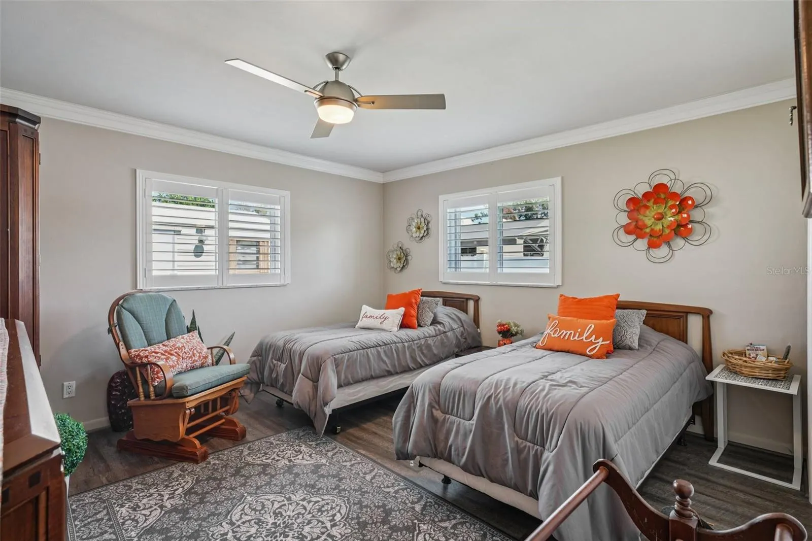 1586 ROSERY RD NE