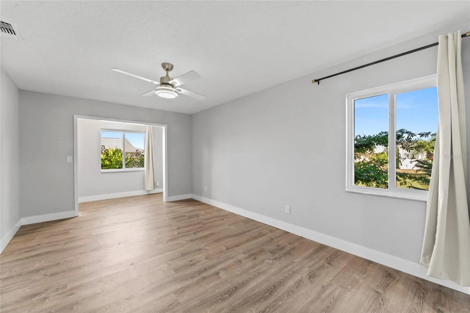 1526 FORT DUQUESNA DR