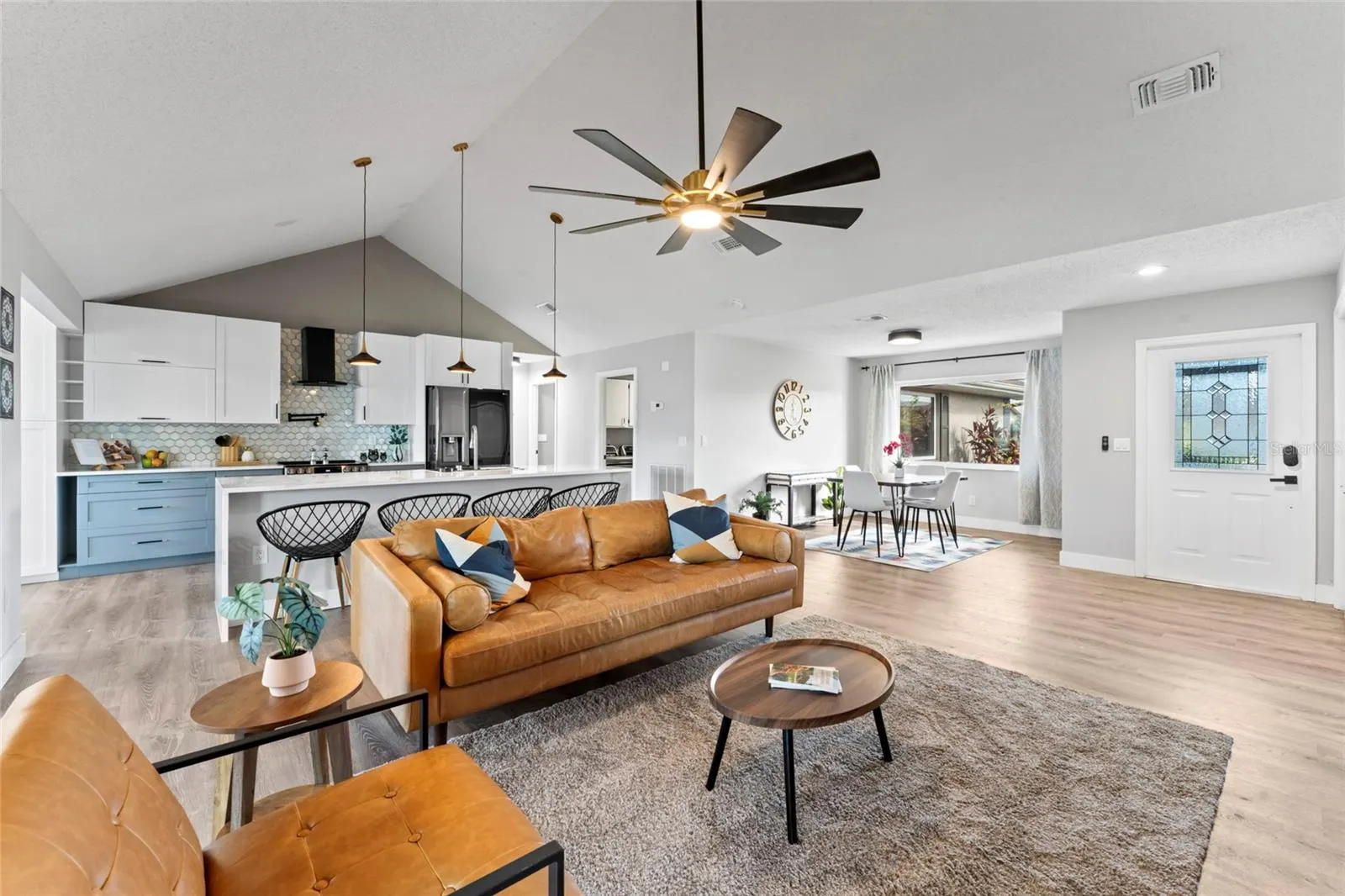 1526 FORT DUQUESNA DR