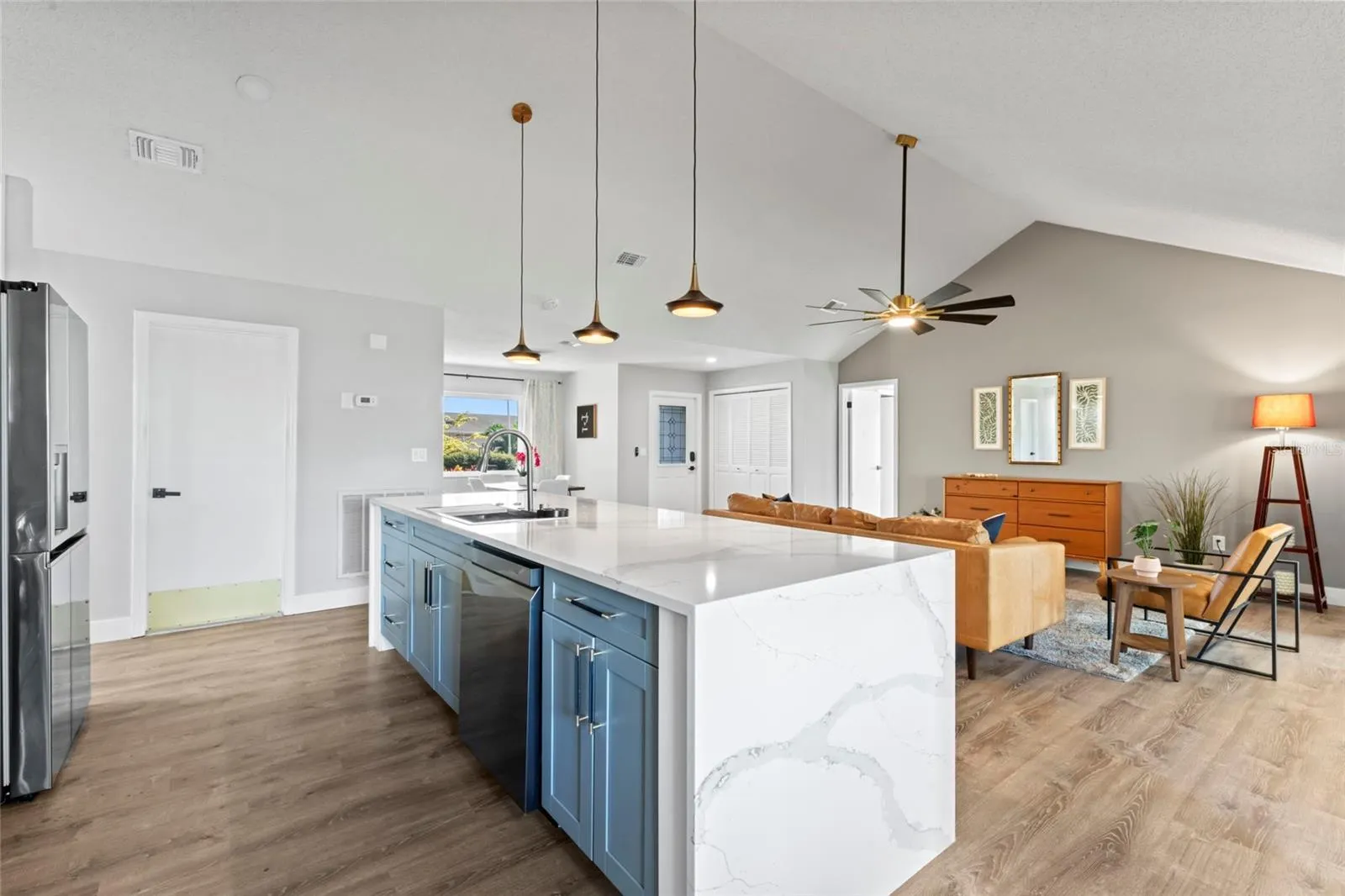 1526 FORT DUQUESNA DR