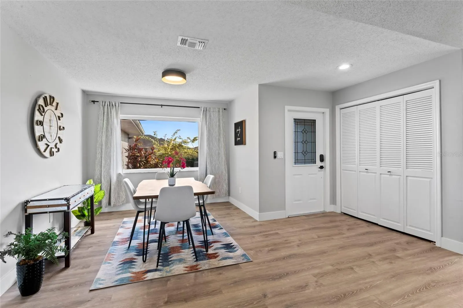 1526 FORT DUQUESNA DR