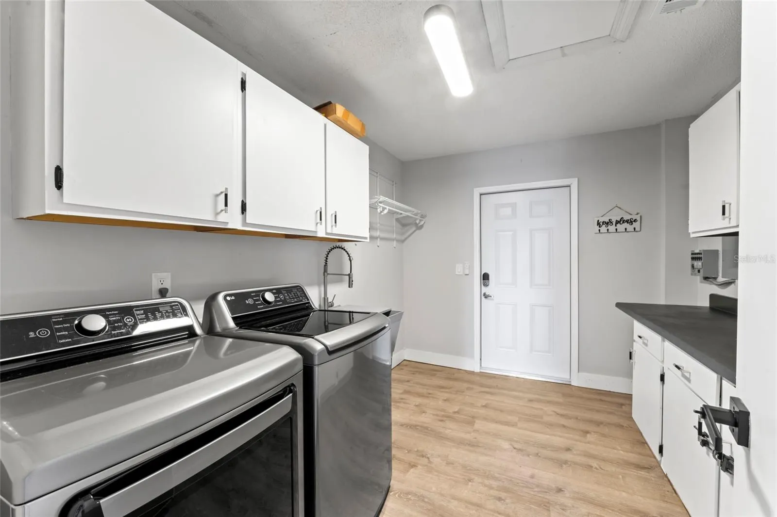 1526 FORT DUQUESNA DR