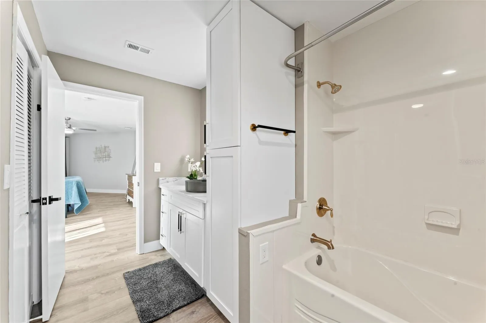 1526 FORT DUQUESNA DR