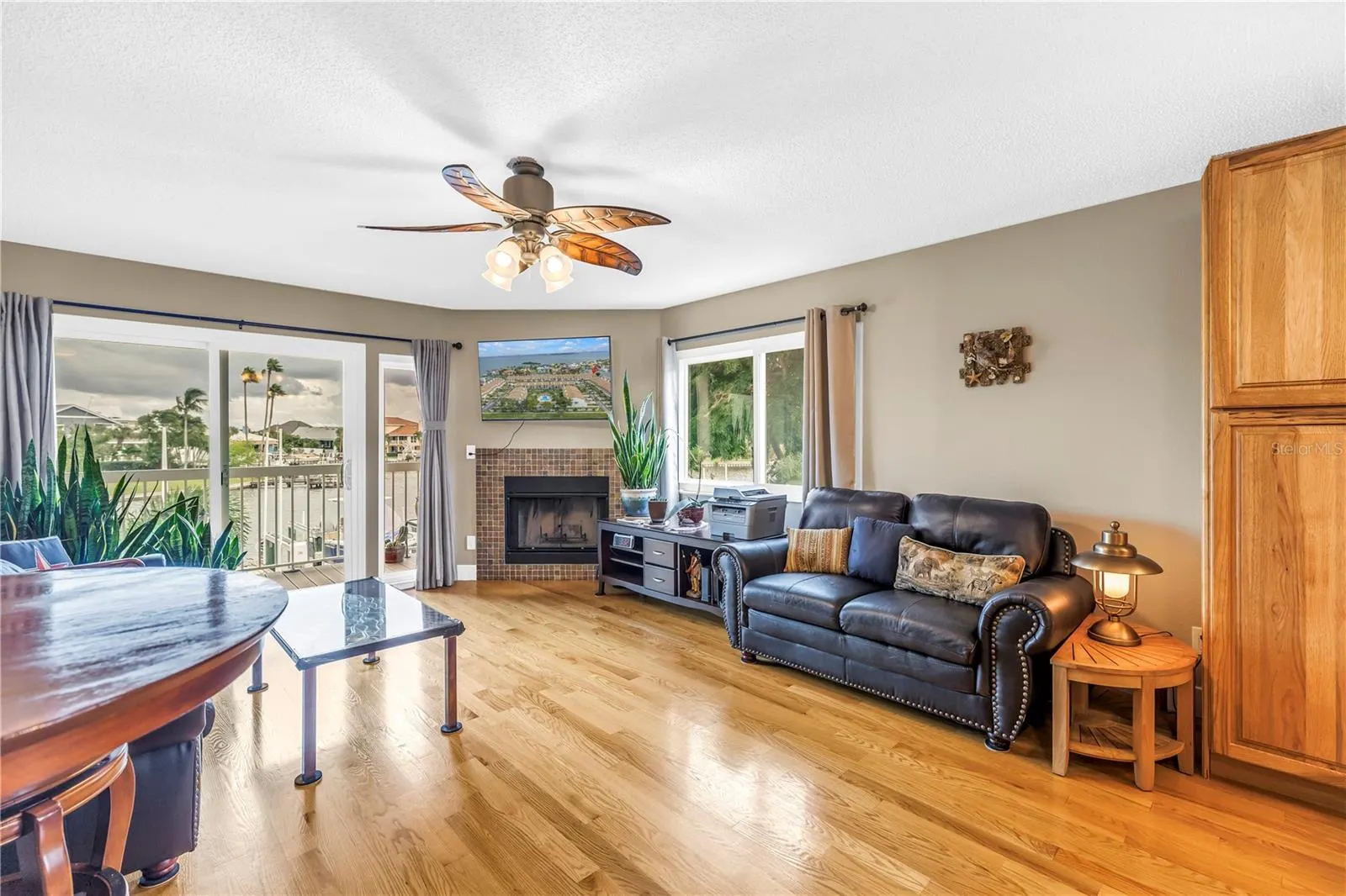 367 MADEIRA CIR