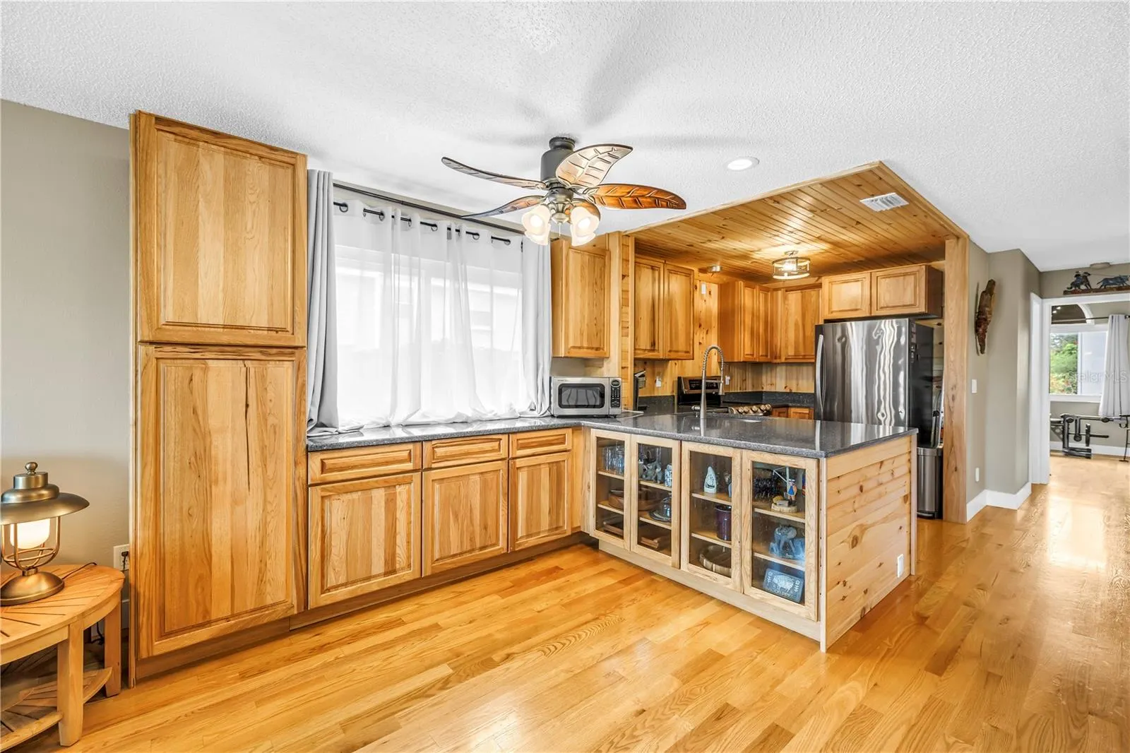 367 MADEIRA CIR