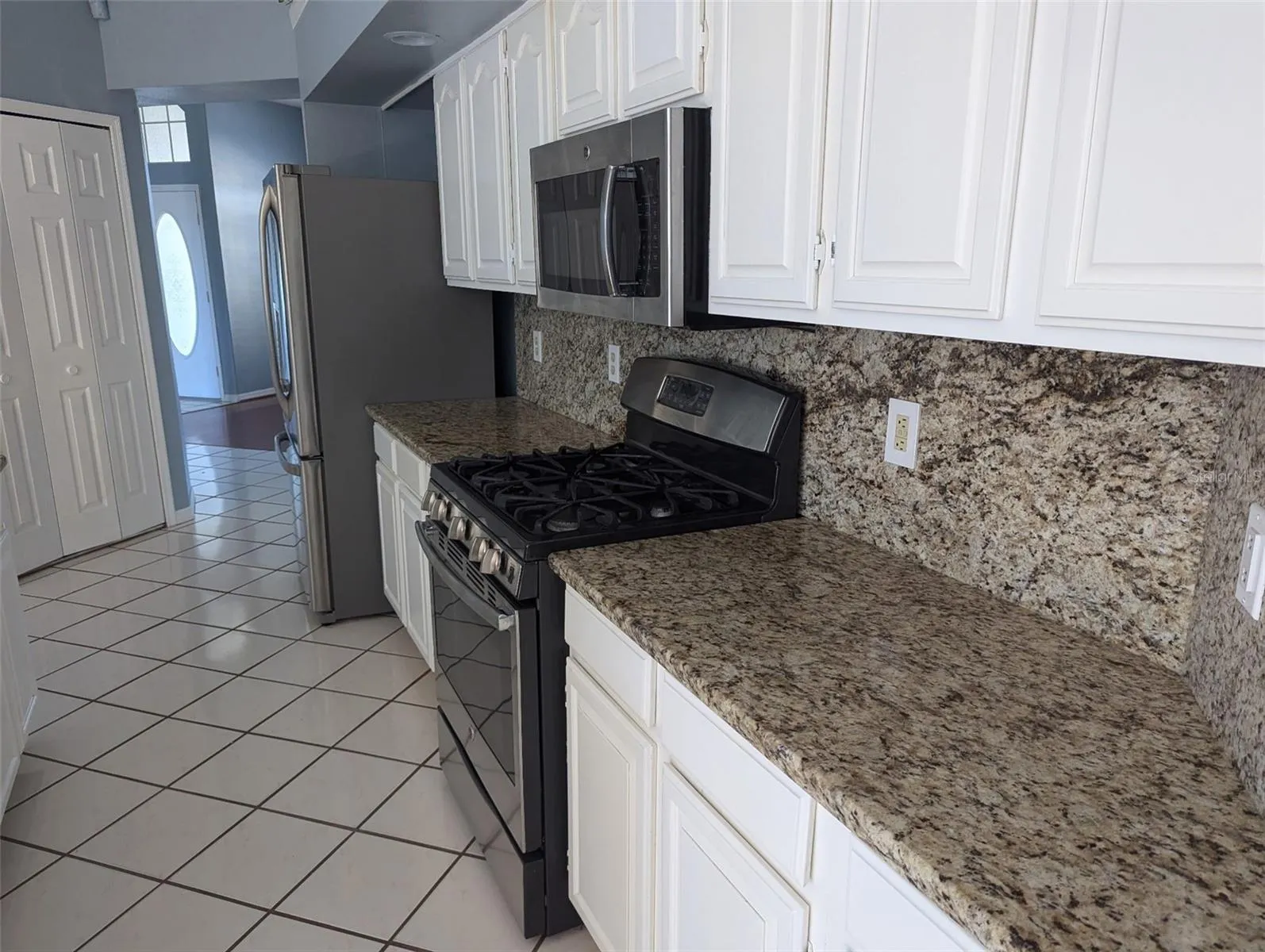 8625 CENTRE CT