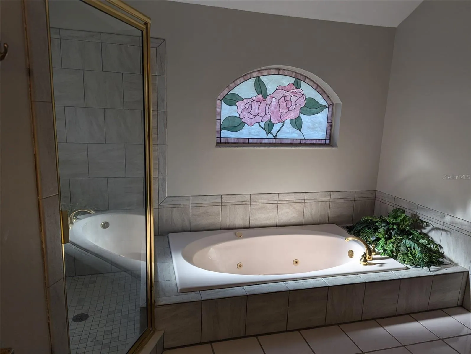 8625 CENTRE CT