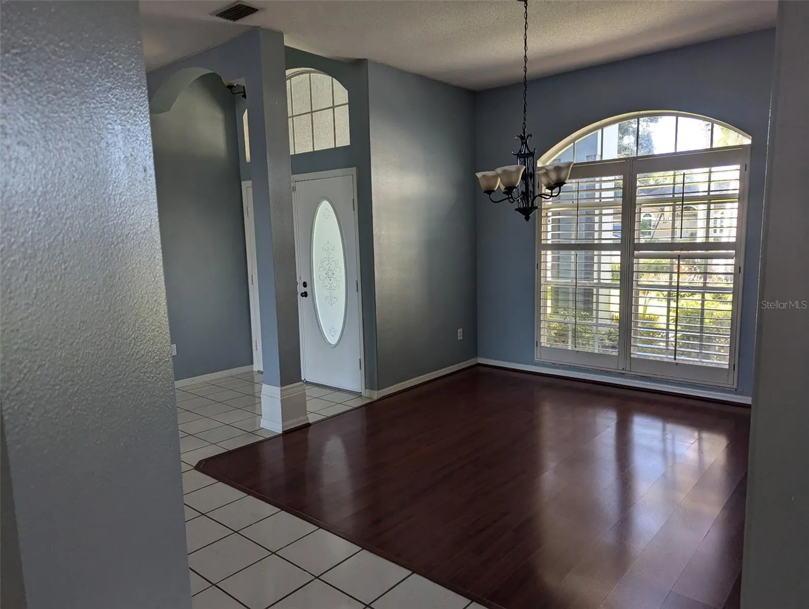 8625 CENTRE CT