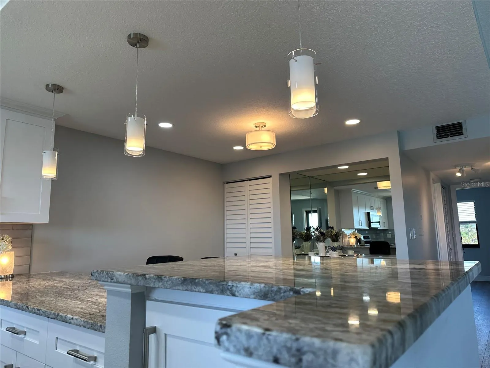 12500 CAPRI CIR N #401, #401