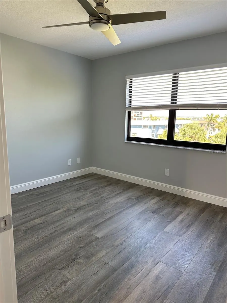 12500 CAPRI CIR N #401, #401