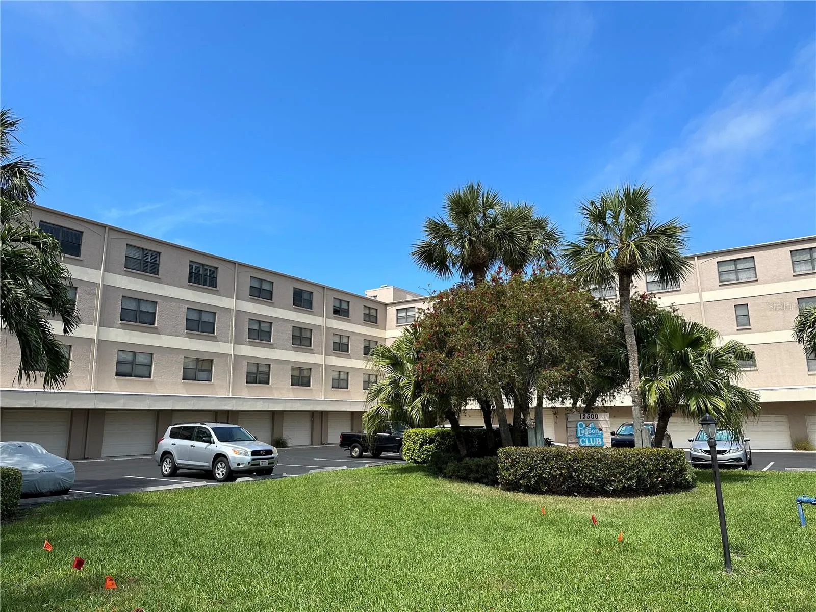12500 CAPRI CIR N #401, #401