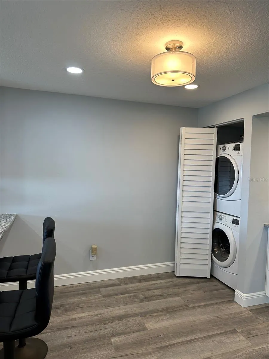 12500 CAPRI CIR N #401, #401