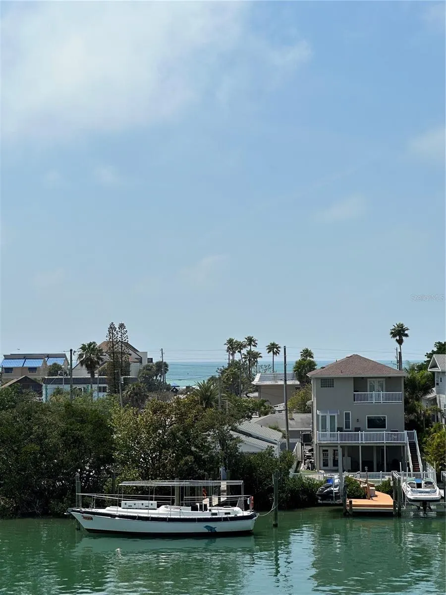 12500 CAPRI CIR N #401, #401