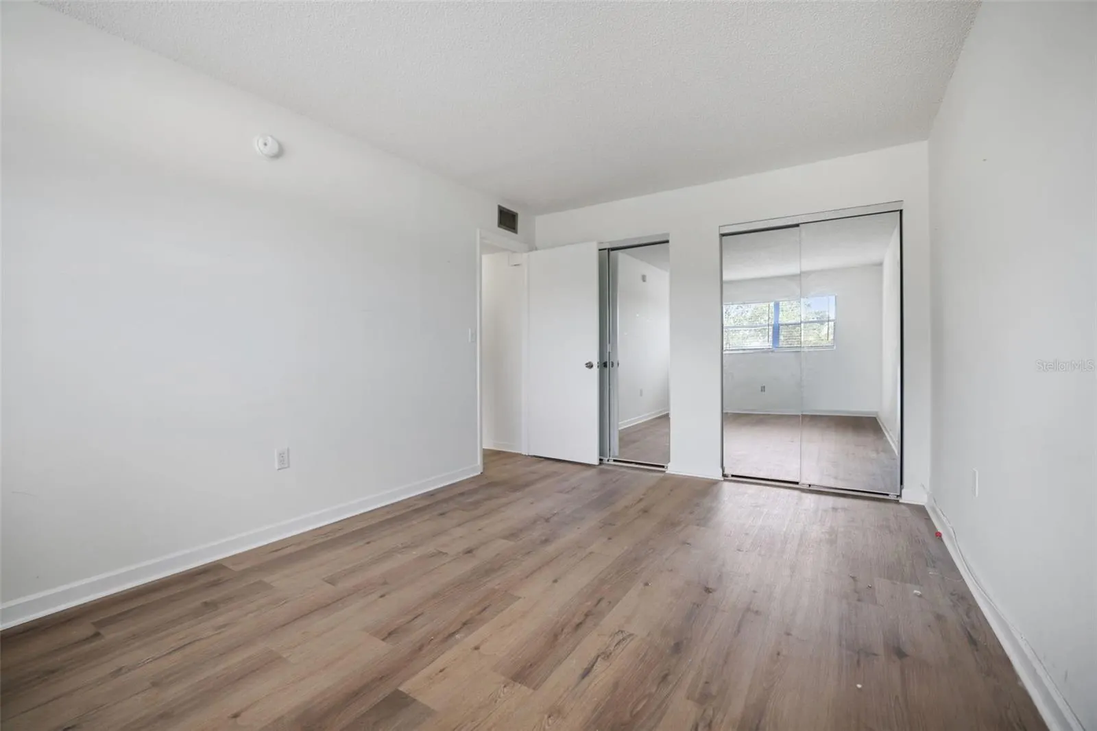 1860 MASSACHUSETTS AVE NE #223, #223