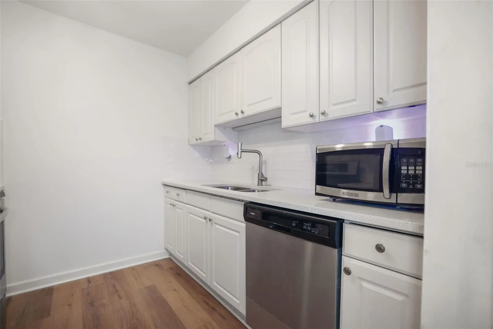 1860 MASSACHUSETTS AVE NE #223, #223