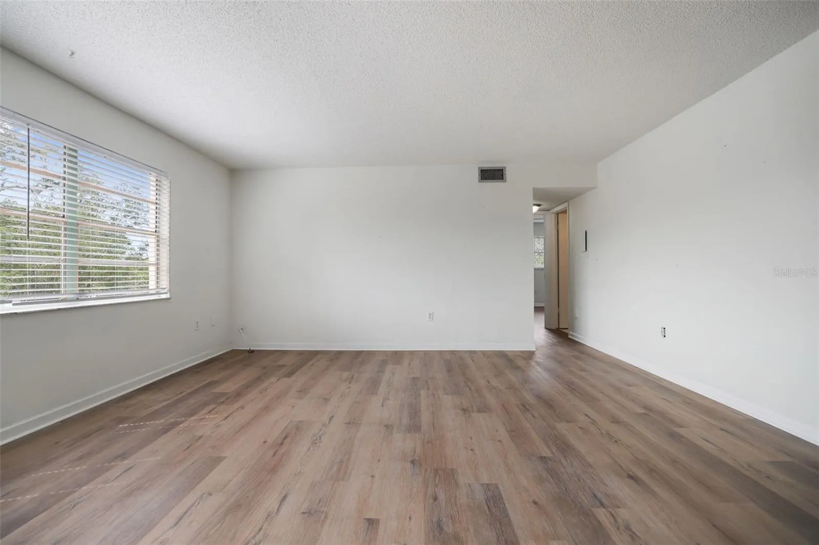 1860 MASSACHUSETTS AVE NE #223, #223