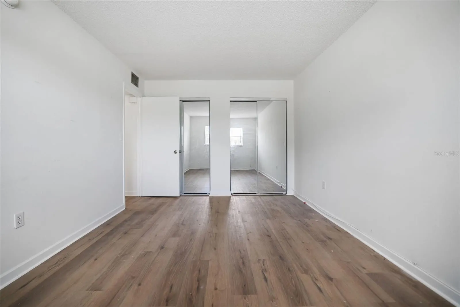 1860 MASSACHUSETTS AVE NE #223, #223