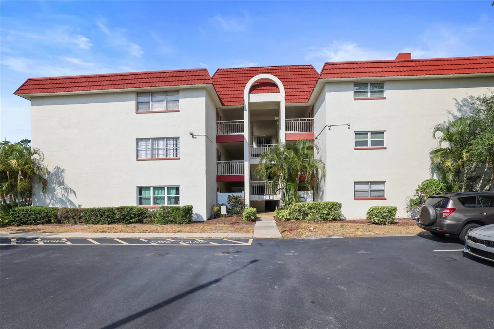 1860 MASSACHUSETTS AVE NE #223, #223